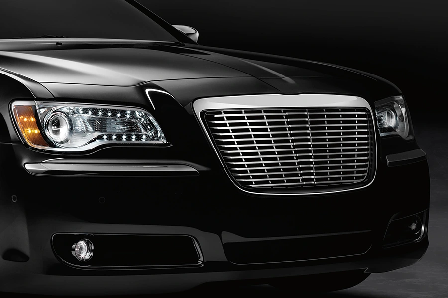 Automotive Grille: Där designidentitet möter teknisk precision